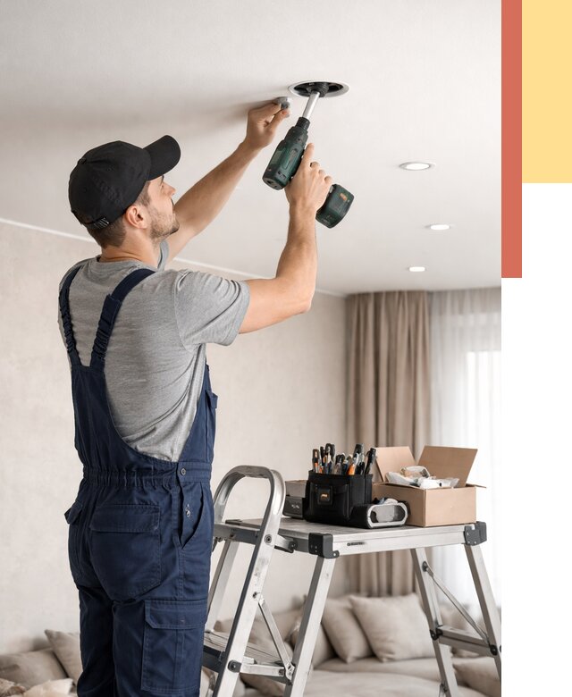 Установка и монтаж точечных светильников в натяжной потолок в Волгограде от 1870 руб. | ОТДЕЛОЧНИК-Влг