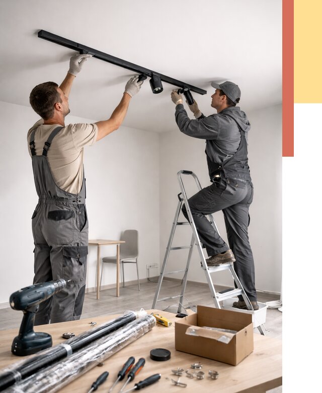 Установка трековых светильников в натяжной потолок в Волгограде от 4364 руб. | ОТДЕЛОЧНИК-Влг